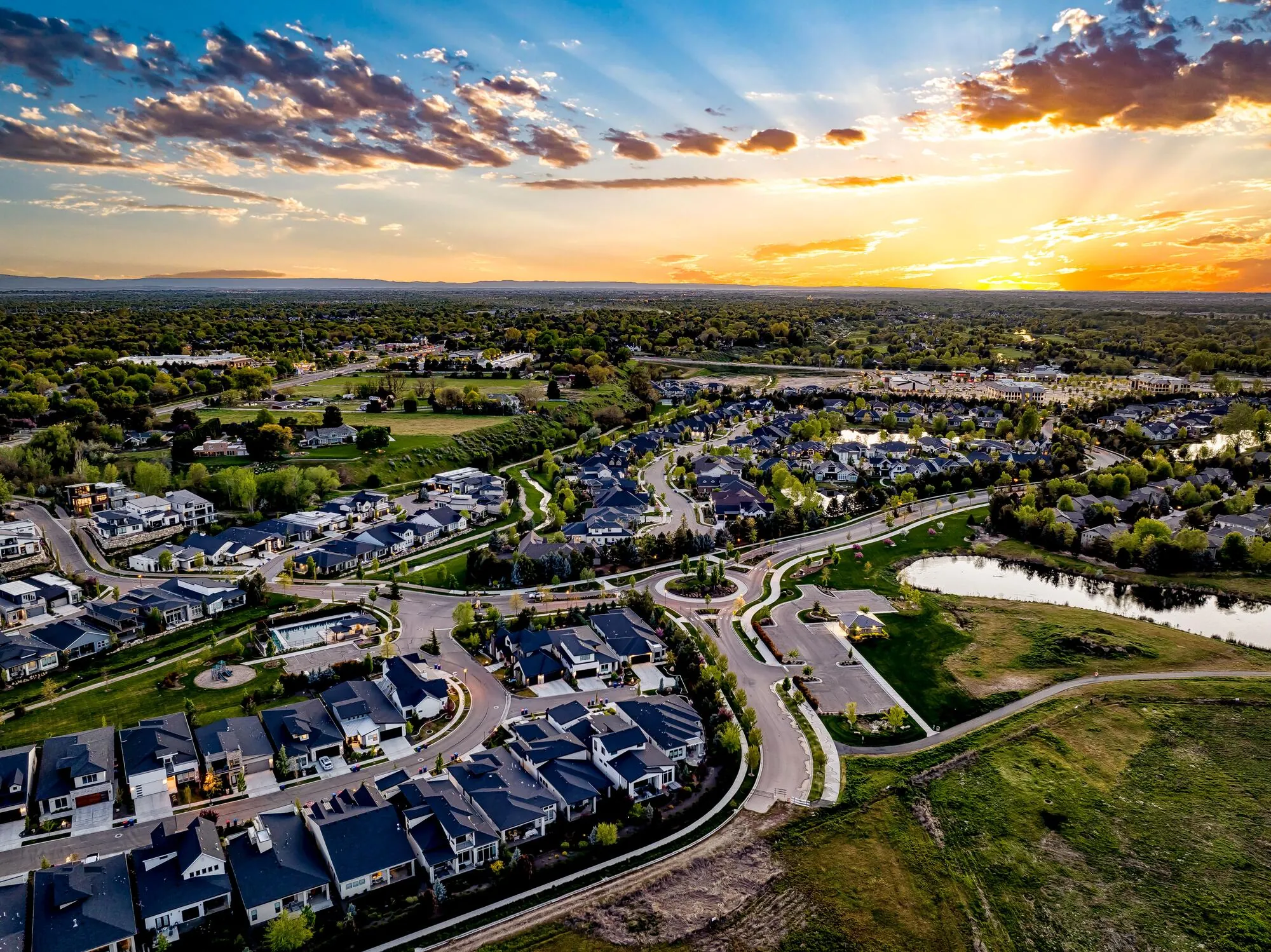 How to Decide Where to Live: 10 Questions to Ask Before You Move