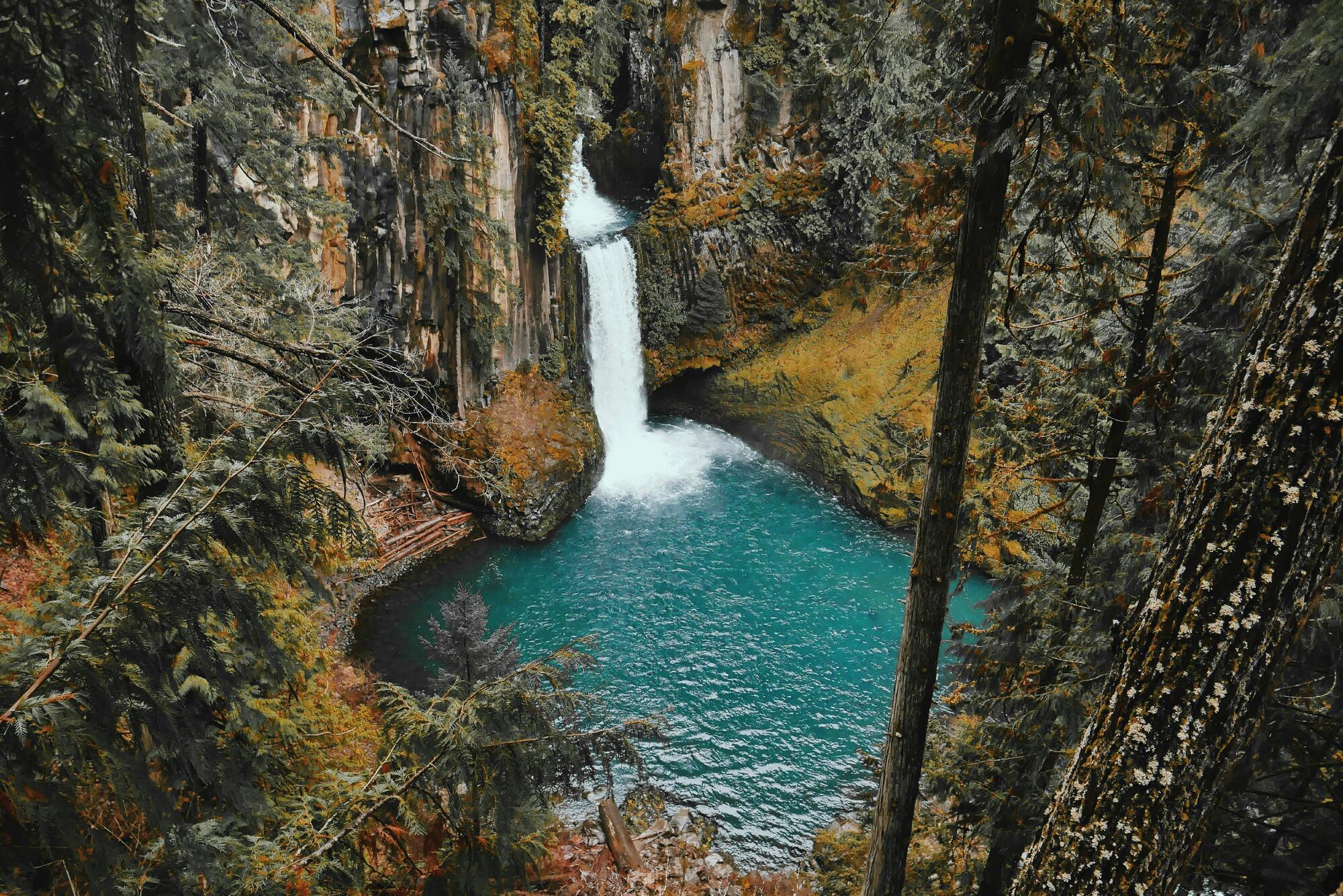 5 Amazing Waterfalls Within a Day’s Drive of Boise You Have to See