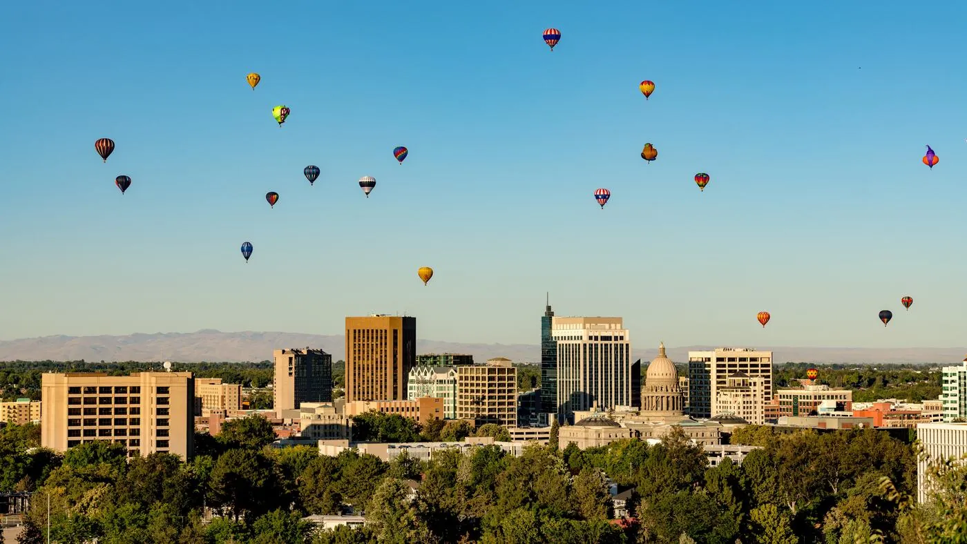boise skyline dotted with hot hair balloons