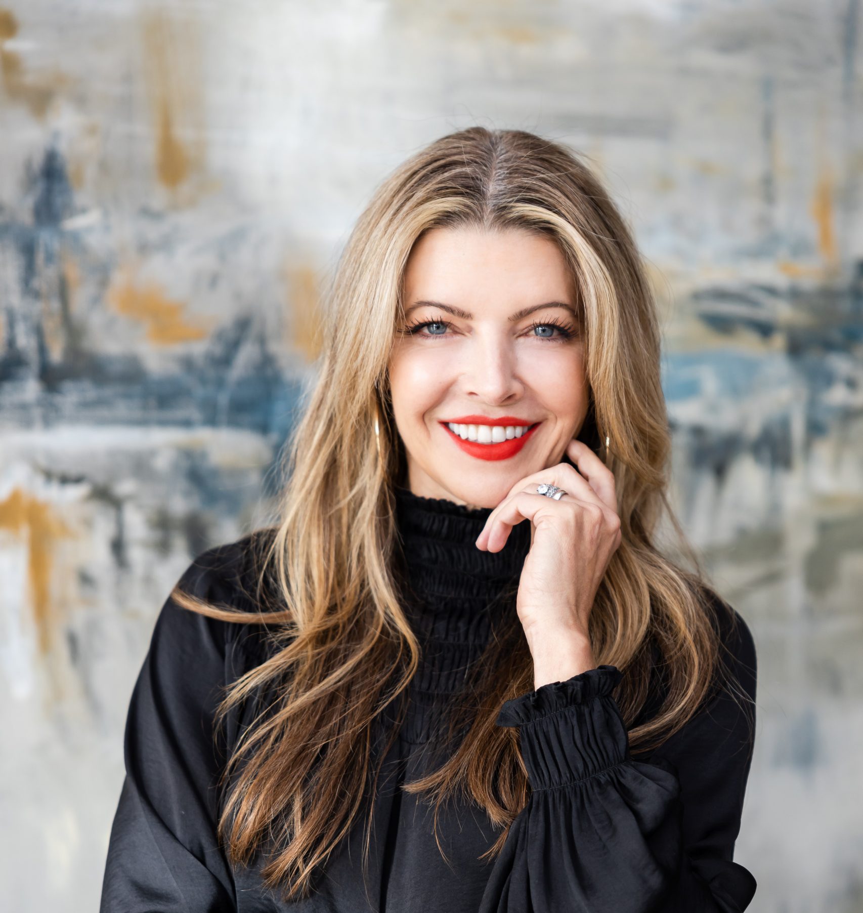 Luxury Real Estate Agent, Rachel Postigo, Headshot