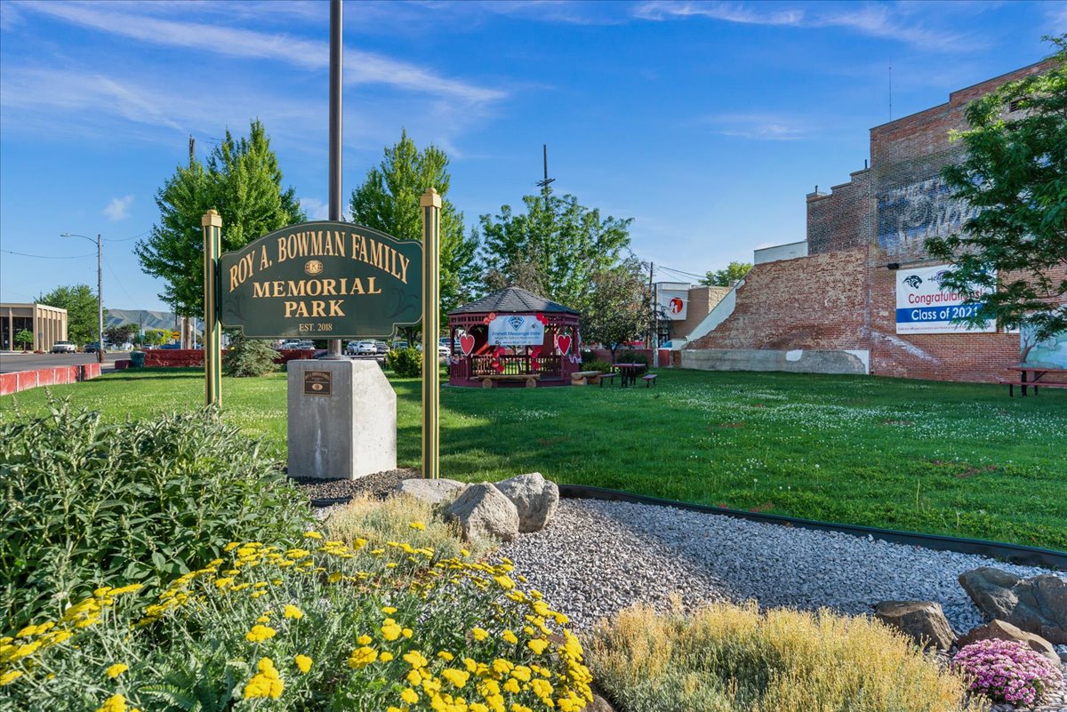 021-Downtown Emmett (5)