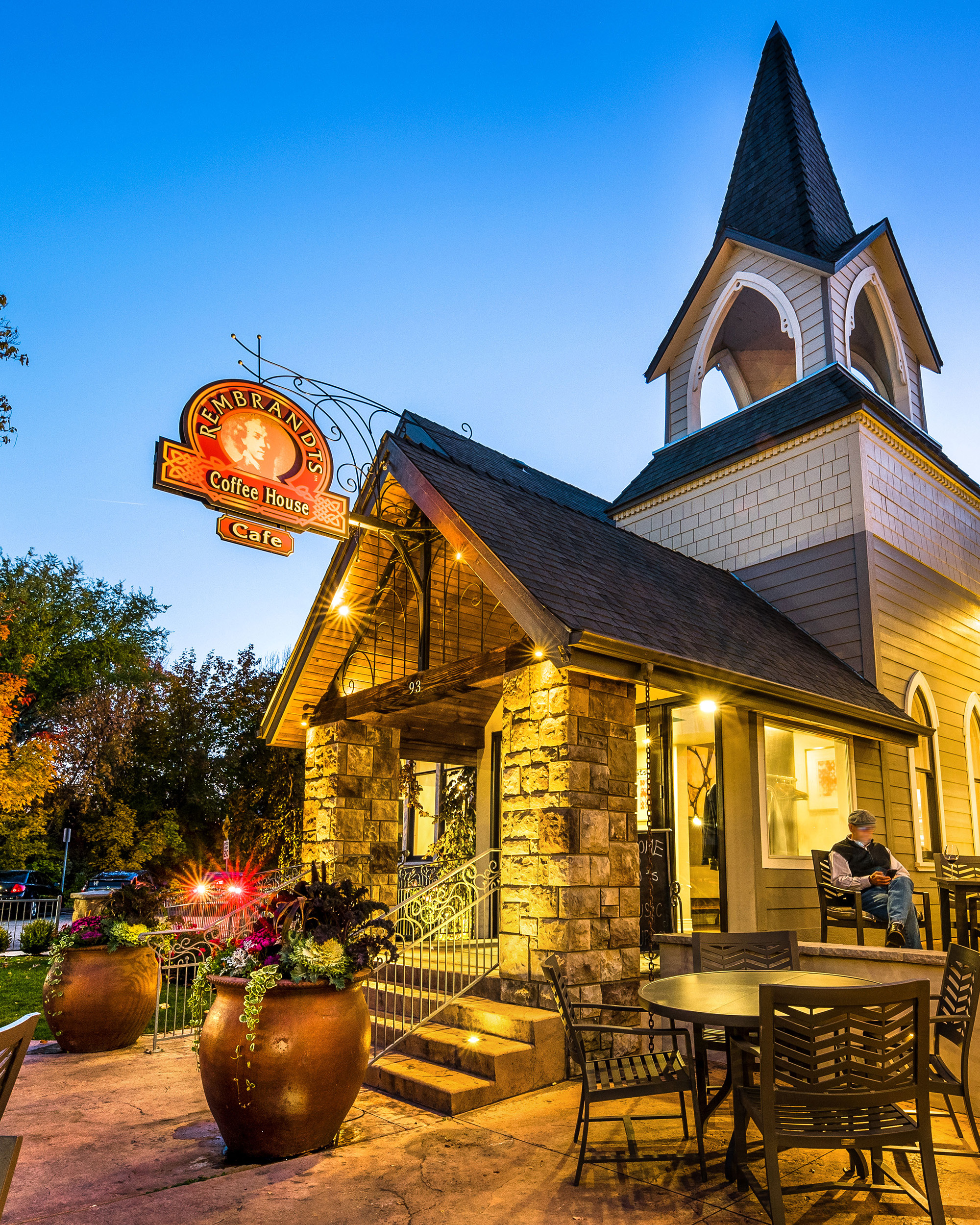 rembrandts-coffee-house-eagle-idaho